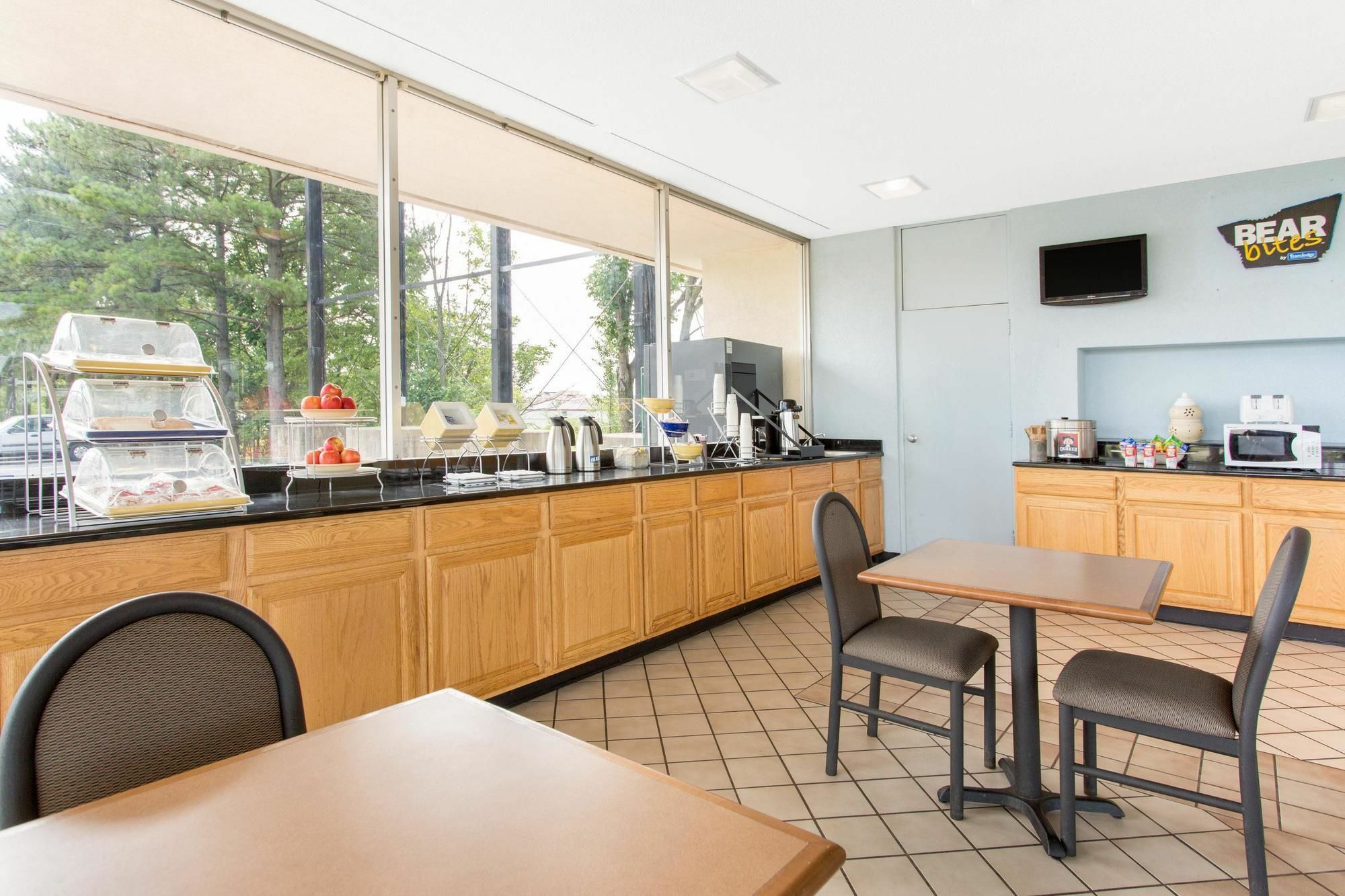 Garden Inn Fredricksburg South Fredericksburg Bagian luar foto