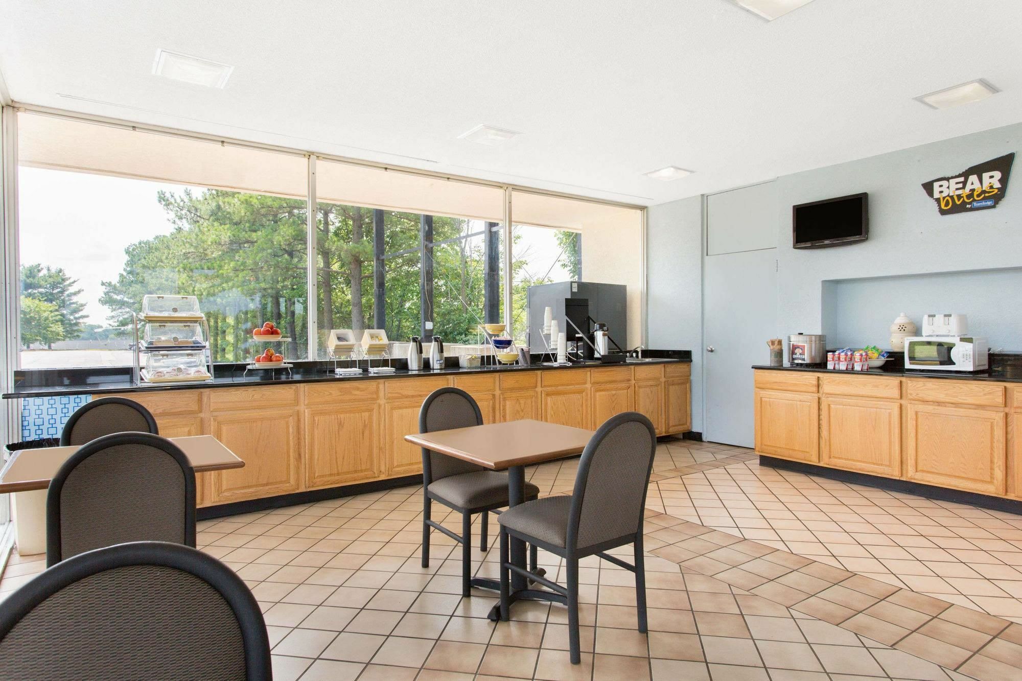 Garden Inn Fredricksburg South Fredericksburg Bagian luar foto